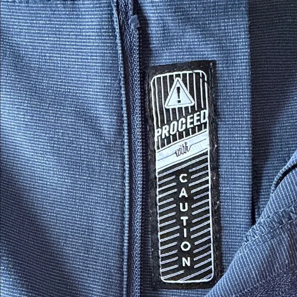 Travis Mathew Beck Mens 32 Blue Flat Front Golf Shorts Active Performance - Picture 2 of 6